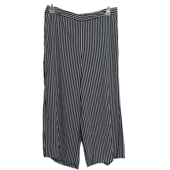 Cynthia Rowley Striped Wide Leg Crop Culotte Pants Black White Size 10 - Picture 1 of 8